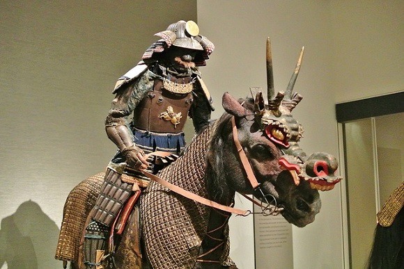 Kho báu huyền thoại của chiến binh Samurai: Thách thức sự hủy diệt của vũ khí - Ảnh 2.