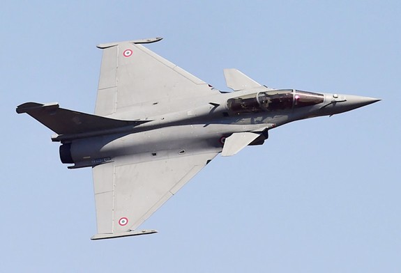 Ấn Độ nhận tiêm kích Rafale đầu tiên vào tháng 9-2019 - Ảnh 1.