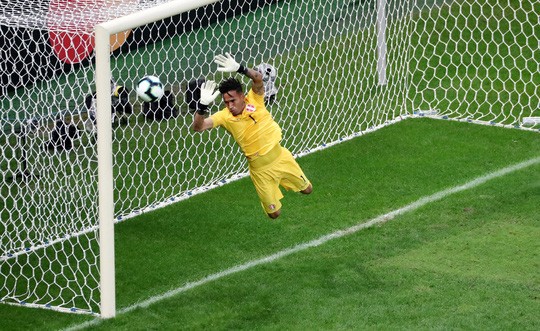 Không sút cú nào vẫn vào bán kết, Peru gây náo loạn Copa America - Ảnh 1.