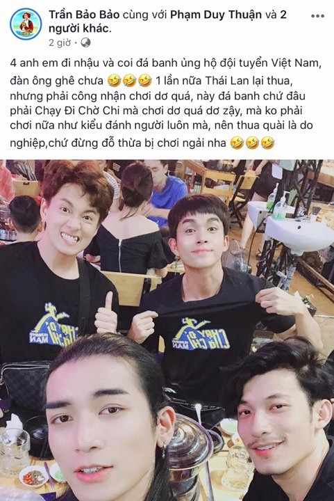 Vũ Về nhà đi con và dàn sao Việt ăn mừng ĐT Việt Nam thắng Thái Lan - Ảnh 2. Vũ Về nhà đi con và dàn sao Việt ăn mừng ĐT Việt Nam thắng Thái Lan - Ảnh 2.