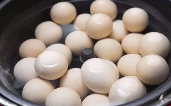 Ăn trứng như thế nào, để siêu thực phẩm không biến thành chất độc gây hại? - Ảnh 1.
