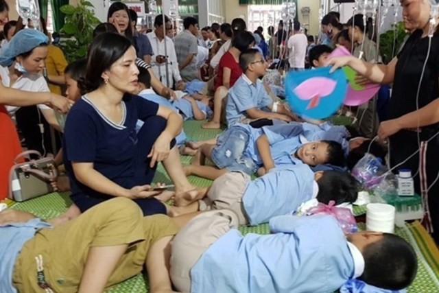 Đã có 5 người chết vì ngộ độc thực phẩm, cảnh giác với ngộ độc thức ăn ngày hè - Ảnh 1.