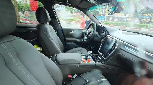 6.000 km xuyên Việt trên VinFast Lux của Hải Kar: Tôi đã đi qua mọi địa hình trên đất nước mà bạn có thể tưởng tượng ra để thấy nó nên được khen hay chê - Ảnh 3. 6.000 km xuyên Việt trên VinFast Lux của Hải Kar: Tôi đã đi qua mọi địa hình trên đất nước mà bạn có thể tưởng tượng ra để thấy nó nên được khen hay chê - Ảnh 3.