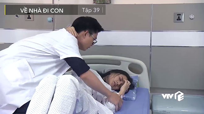 Sự thật gây cười về những cảnh nóng trong phim Về nhà đi con - Ảnh 2. Sự thật gây cười về những cảnh nóng trong phim Về nhà đi con - Ảnh 2.