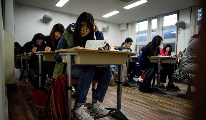 Những nơi có kỳ thi đại học khốc liệt bậc nhất Châu Á: Căng thẳng và khó nhằn khủng khiếp, số 4 có tỷ lệ tự tử hàng đầu vì quá áp lực - Ảnh 6.