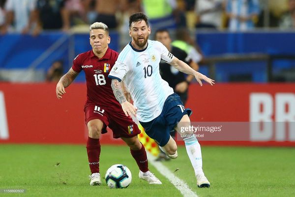 HLV Argentina: Argentina không cần vô địch, thắng Brazil là quá đủ - Ảnh 1.