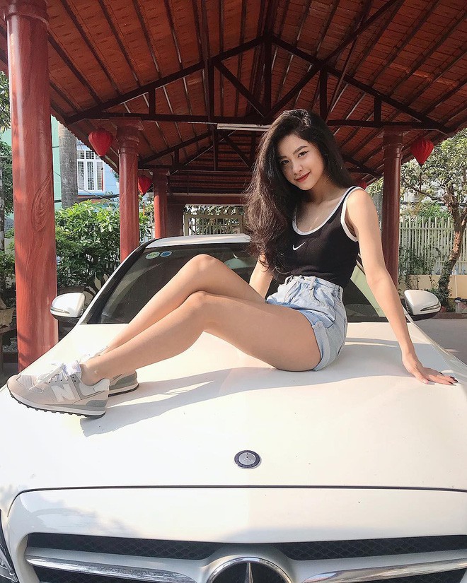 Hàn Hằng: Hành trình lột xác từ cô bé gầy đét đến hot girl Instagram câu follow nhờ quá nóng bỏng - Ảnh 19.