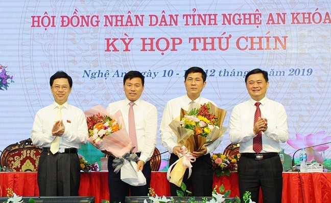 Kiện toàn nhân sự 8 tỉnh thành - Ảnh 2.