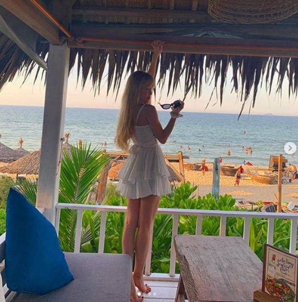 Chuyá»n yÃªu ÄÆ°Æ¡ng bÃ­ áº©n cá»§a SÆ¡n TÃ¹ng vÃ&nbsp; báº¡n gÃ¡i nÃ³ng bá»ng, ná»i tiáº¿ng - áº¢nh 10.