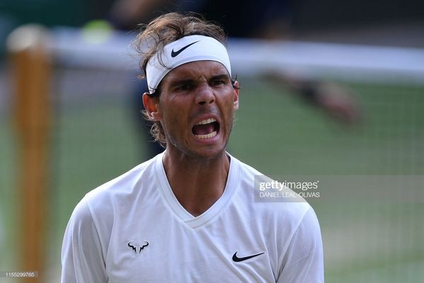 Nadal tức giận bước vào đường hầm sau trận thua trước Federer - Ảnh 3.