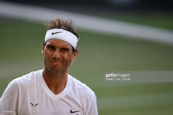 Nadal tức giận bước vào đường hầm sau trận thua trước Federer - Ảnh 4.