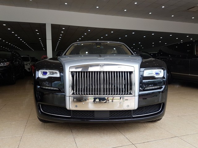 4 năm tuổi, Rolls-Royce Ghost Series II vẫn có giá hơn 20 tỷ đồng - Ảnh 4.