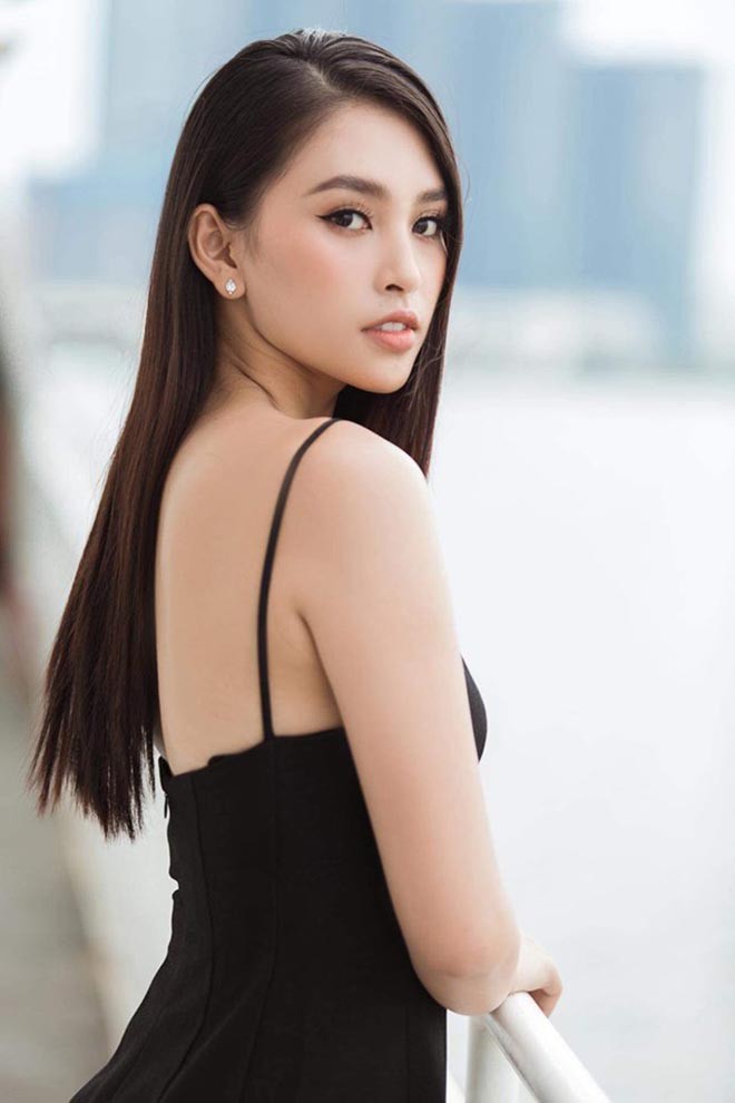 Tiểu Vy nghiện khoe lưng trần sexy sau 10 tháng đăng quang Hoa hậu Việt Nam - Ảnh 10.