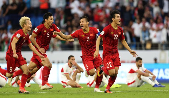 Chuyên gia châu Á: Quang Hải toả sáng, tuyển Việt Nam đá hay ở vòng loại World Cup 2022 - Ảnh 1.