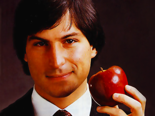Tại sao Steve Jobs lại giàu có hơn rất nhiều so với những người đồng sáng lập Apple? - Ảnh 1.
