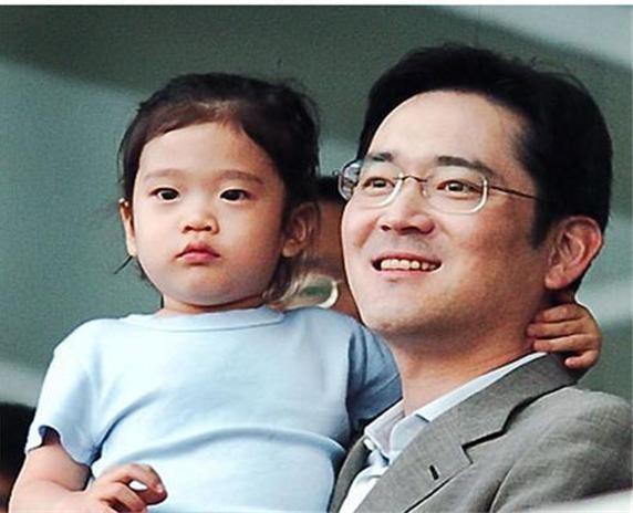 Nhan sắc nổi bật của con gái Thái tử Samsung: Vừa trong sáng vừa mạnh mẽ, kết tinh hết nét đẹp của bố và mẹ - Ảnh 5.