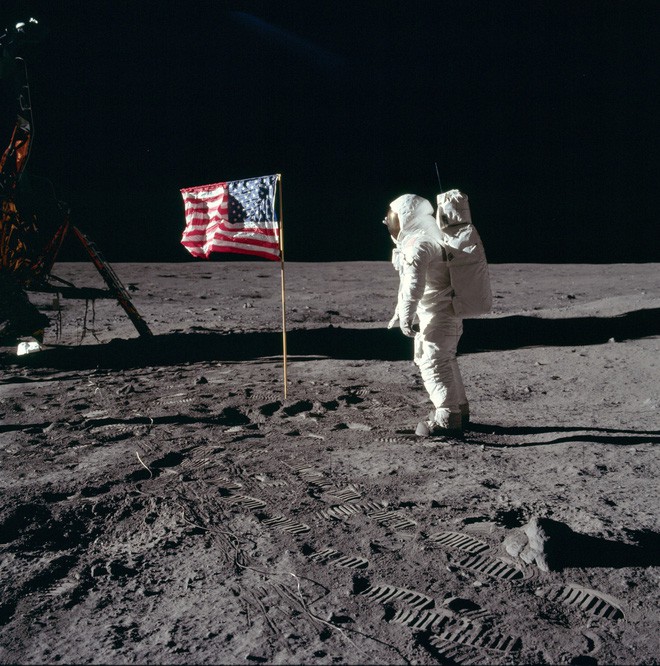 Tại sao ngày xưa chưa có Internet để tìm thông tin mà người ta vẫn tin việc người Mỹ đặt chân lên Mặt Trăng là giả? - Ảnh 13.