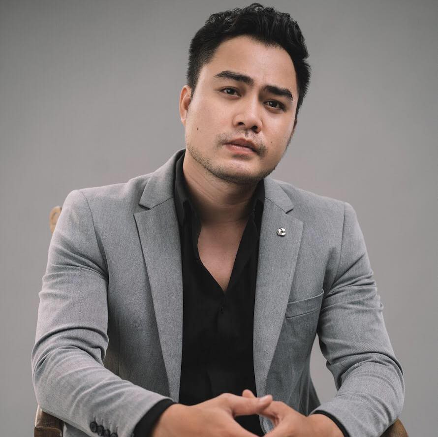 Phim Về nhà đi con: Kịch bản nào cho Khải vũ phu trở lại, sau khi ra tù? - Ảnh 4. Phim Về nhà đi con: Kịch bản nào cho Khải vũ phu trở lại, sau khi ra tù? - Ảnh 4.