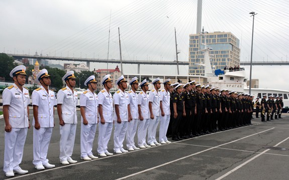 Tàu 016-Quang Trung thăm xã giao Liên bang Nga - Ảnh 6.