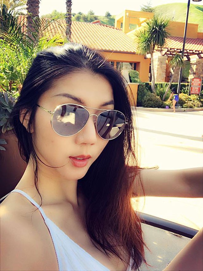 Cựu người mẫu Ngọc Quyên chăm khoe ảnh bikini gợi cảm sau khi ly hôn chồng Việt kiều - Ảnh 7.