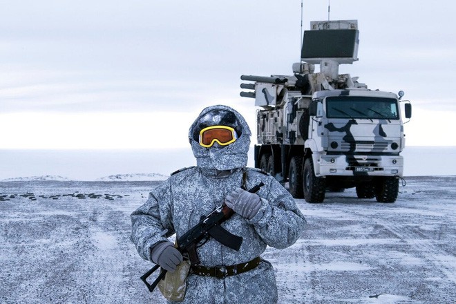 Căn cứ Nga ở Bắc Cực: Vũ khí cực kỳ tối tân, lính chiến sống cả năm không cần tiếp viện! - Ảnh 1.