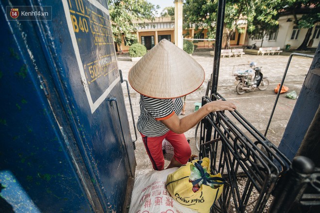 8 giờ trên chuyến tàu kỳ lạ nhất Việt Nam: Rời ga mà không có một hành khách nào - Ảnh 21.