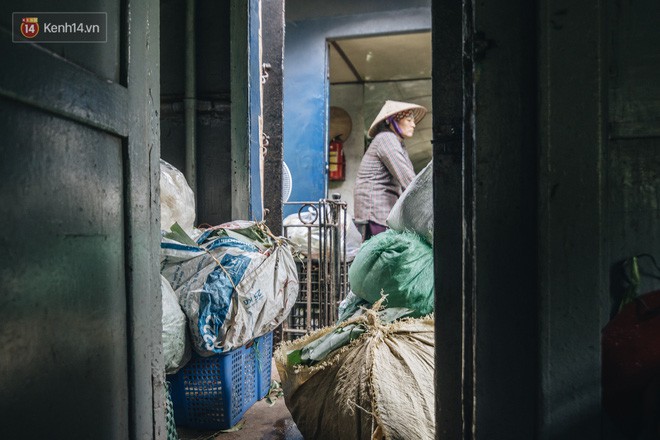 8 giờ trên chuyến tàu kỳ lạ nhất Việt Nam: Rời ga mà không có một hành khách nào - Ảnh 28.