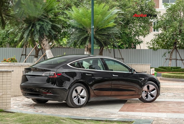 Đánh giá nhanh Tesla Model 3 đầu tiên Việt Nam: 8 điểm thú vị ít ai biết sau mức giá hơn 3 tỷ đồng - Ảnh 23.