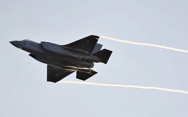 F-35 Israel liên tiếp tung đòn tấn công hủy diệt kho tên lửa của Iran - Ảnh 1.