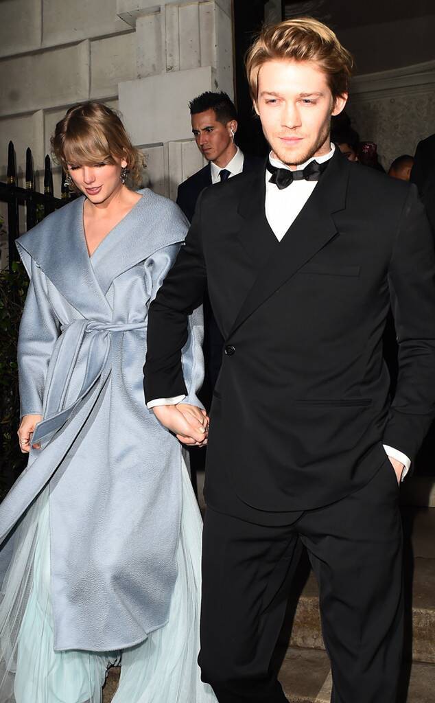 Taylor Swift: Rắn chúa khôn ngoan đóng vai nữ chính hiền lành của bộ phim đời thực thị phi bậc nhất Hollywood - Ảnh 2.