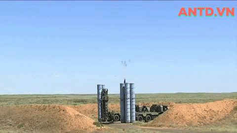 Thảm họa cho chính Nga nếu chuyển giao S-400 cho Syria đánh Israel? - Ảnh 2. Thảm họa cho chính Nga nếu chuyển giao S-400 cho Syria đánh Israel? - Ảnh 2.