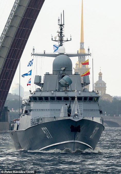 Chùm ảnh Hải quân Nga kiêu hãnh phô trương sức mạnh khiến nhiều đối thủ kiêng nể - Ảnh 3.