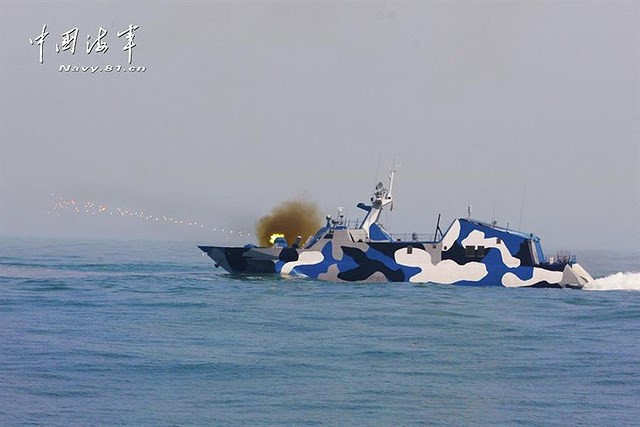 [ẢNH] Trung Quốc gây bất ngờ khi sớm loại biên tàu tên lửa tàng hình Type 022 - Ảnh 7.