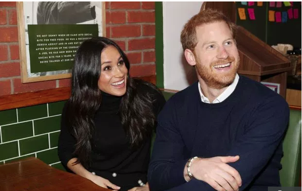 Meghan Markle bị bạn bè thân thiết xa lánh vì có hành động thái quá khó chấp nhận được - Ảnh 1.