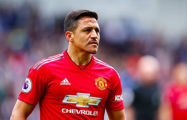 MU ném Alexis Sanchez xuống đội trẻ, cắn răng bán tháo - Ảnh 2.