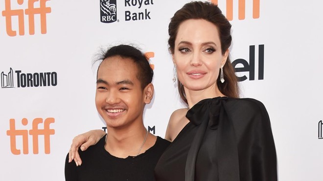 Angelina Jolie bắt các con phải mặc quần áo và ăn đồ rẻ tiền? - Ảnh 1.