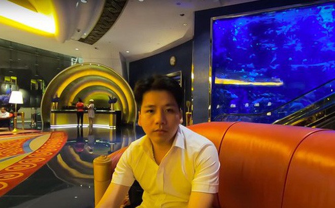 Khoa Pug thất vọng vì “đốt tiền” không đáng tại khách sạn 7 sao ở Dubai, hướng dẫn viên Việt chỉ ra điểm làm quá - Ảnh 1.