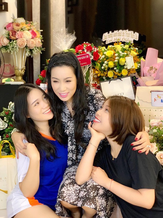 Bất ngờ trước nét đẹp Hoa hậu của con gái Trịnh Kim Chi dù chỉ mới 16 tuổi - Ảnh 3.
