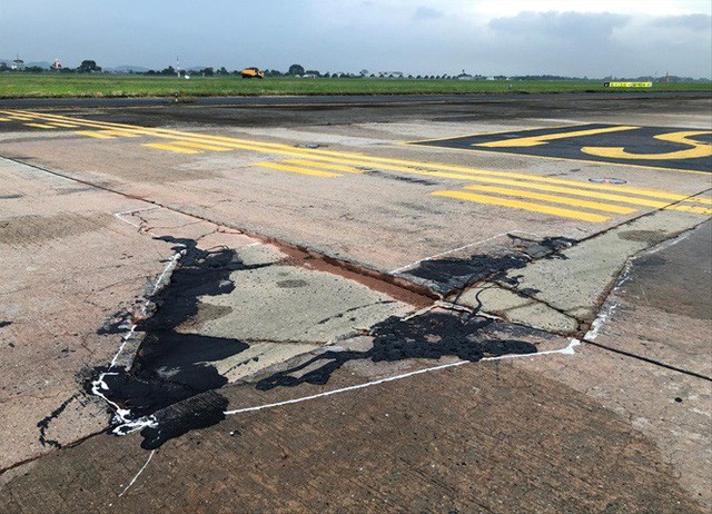 Hai sân bay lớn nhất Việt Nam nguy cơ phải đóng cửa, có tiền không được sửa - Ảnh 2.