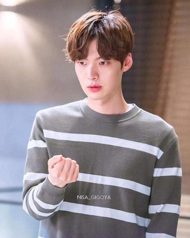 Khối tài sản của Goo Hye Sun - Ahn Jae Hyun: Chồng liệu có kém xa vợ, khó khăn không mà phải tranh chấp gay gắt? - Ảnh 8.