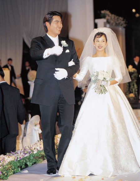 11 năm sau cái chết của Choi Jin Sil: Những cú bạt tai đấm đá tàn nhẫn từ người chồng vũ phu như sợi dây oan nghiệt kết thúc mạng sống của một ngôi sao - Ảnh 6.