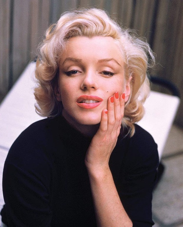 Bi kịch biểu tượng sex Hollywood Marilyn Monroe: Mẹ hóa điên, 5 lần 7 lượt bị xâm hại, 3 lần qua đò và cái chết bí ẩn - Ảnh 8.