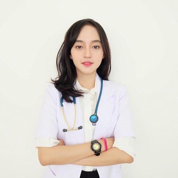 4 nữ bác sỹ nổi danh châu Á vì vừa giỏi, vừa sở hữu nhan sắc và thần thái không thua gì hotgirl - Ảnh 9.