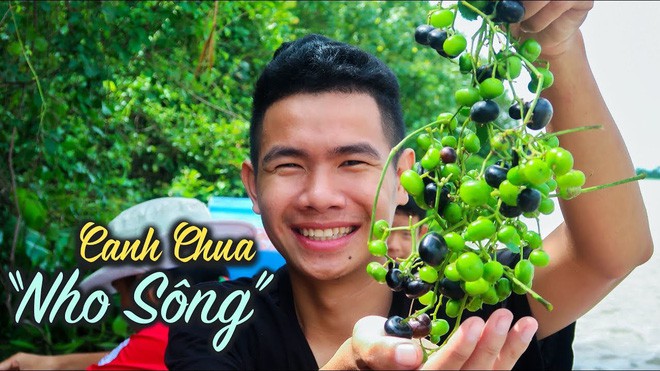 5 kênh du lịch - ẩm thực hot nhất miền Tây: Khoai Lang Thang sắp đạt nút vàng, một YouTuber trẻ tuổi khác đã làm được điều đó từ lâu - Ảnh 41.