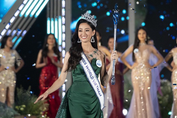 Cơn mưa lời khen dành cho Tân Hoa hậu Thế giới Việt Nam 2019: Mặt đẹp, body xuất sắc, học vấn ngoài sức mong đợi - Ảnh 1.