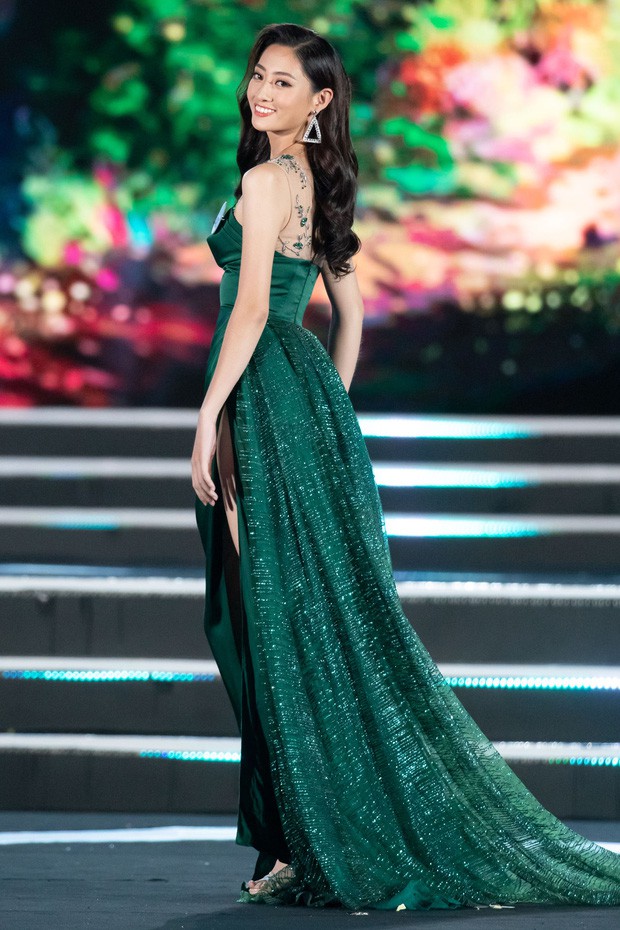 Cơn mưa lời khen dành cho Tân Hoa hậu Thế giới Việt Nam 2019: Mặt đẹp, body xuất sắc, học vấn ngoài sức mong đợi - Ảnh 3.