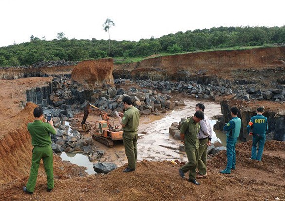 Khai thác khoáng sản chui ở Bình Phước… “trăm hoa đua nở” - Ảnh 1.