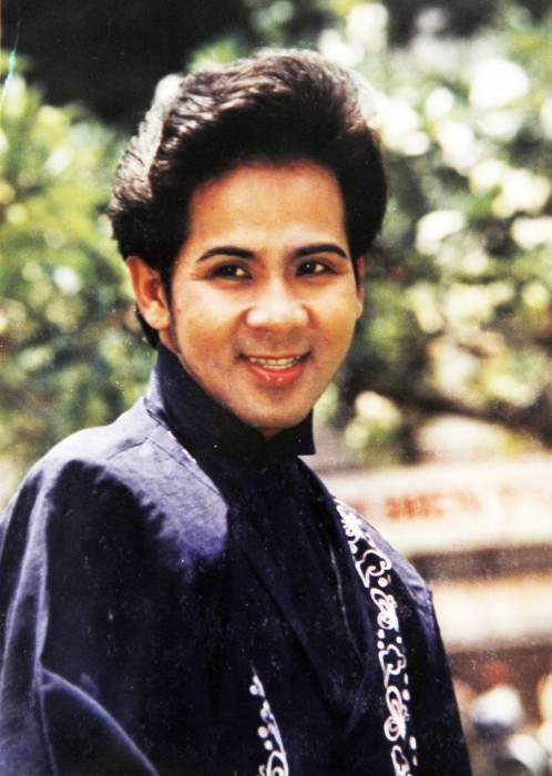 Bạch Long: Tôi lùn như vậy nhưng lại đào hoa. Một cô gái cao 1m7 mà yêu tôi chỉ có 1m5 - Ảnh 4. Bạch Long: Tôi lùn như vậy nhưng lại đào hoa. Một cô gái cao 1m7 mà yêu tôi chỉ có 1m5 - Ảnh 4.