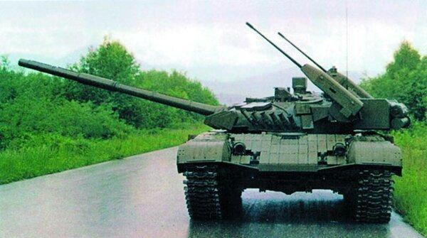 T-72M2: Dự án xe tăng vỏ Nga - ruột Tây Âu đã thất bại thảm hại ra sao? - Ảnh 2.