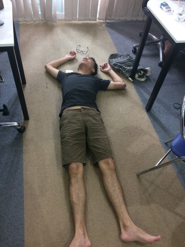 Nhìn lại hành trình gần 10 năm của PewPew: Từ chàng streamer chỉ mặc quần đùi khi lên sóng đến chủ 3 cửa hàng bánh mì ở Sài Gòn - Ảnh 2. Nhìn lại hành trình gần 10 năm của PewPew: Từ chàng streamer chỉ mặc quần đùi khi lên sóng đến chủ 3 cửa hàng bánh mì ở Sài Gòn - Ảnh 2.